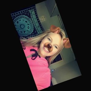 Meet your Posher, Lexas